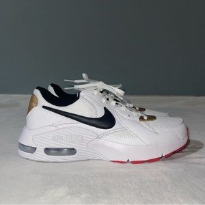 NWOT Nike Air Max